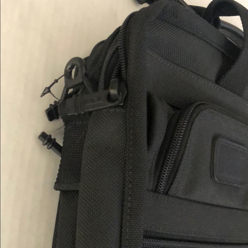 Tumi Black Computer Case - image 4